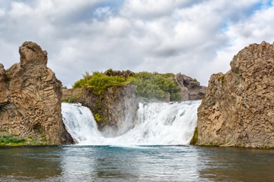 Hjalparfoss — Iceland waterfall